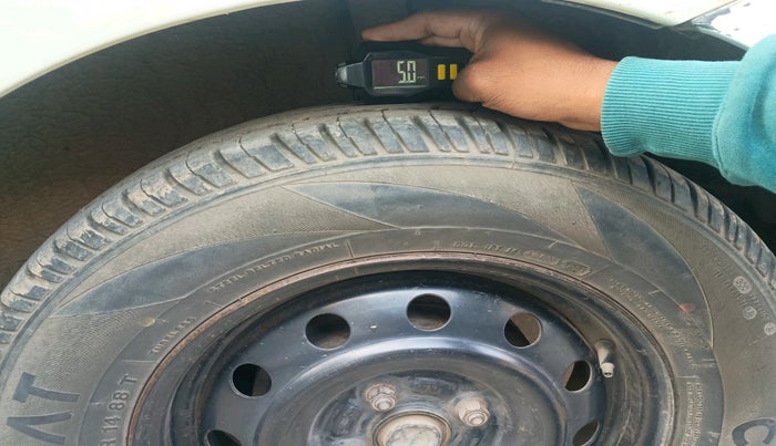 2011 Maruti Swift Dzire VDI, Diesel, Manual, 2,08,546 km, tyre