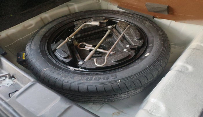 2020 Tata NEXON XZ PLUS PETROL, Petrol, Manual, 49,431 km, tyre