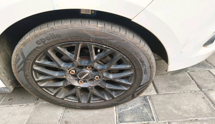 2015 Ford New Figo TITANIUM1.5 DIESEL, Diesel, Manual, 1,19,292 km, tyre