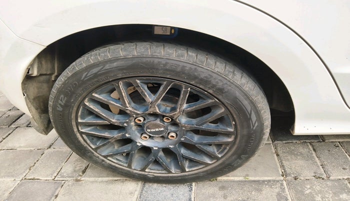 2015 Ford New Figo TITANIUM1.5 DIESEL, Diesel, Manual, 1,19,292 km, tyre