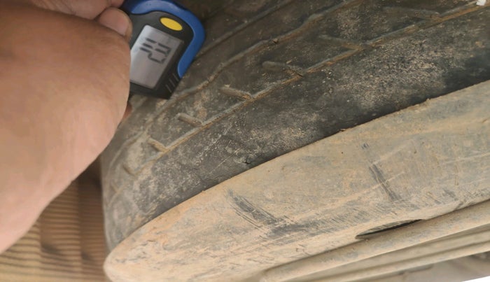 2014 Renault Duster 85 PS RXL DIESEL, Diesel, Manual, 1,61,377 km, tyre