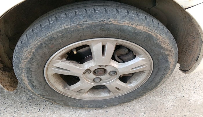 2010 Hyundai i20 ASTA 1.4 CRDI, Diesel, Manual, 1,88,252 km, tyre