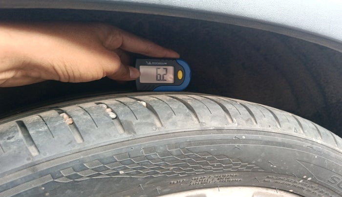 2014 Mercedes Benz GLA Class 200 CDI SPORT, Diesel, Automatic, 1,32,112 km, tyre