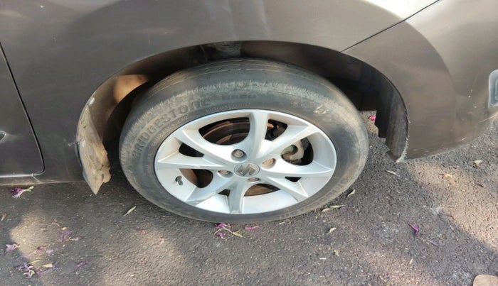 2015 Maruti Wagon R 1.0 VXI, Petrol, Manual, 1,22,157 km, tyre