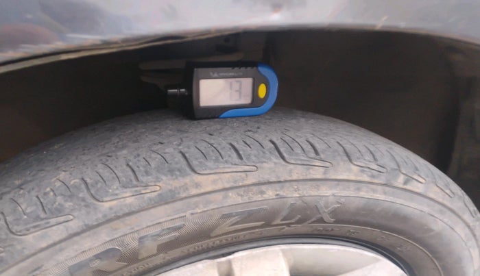 2013 Maruti Alto 800 LXI, Petrol, Manual, 60,193 km, tyre