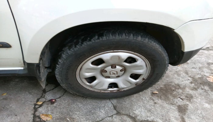 2015 Renault Duster 85 PS RXL DIESEL, Diesel, Manual, 1,01,175 km, tyre