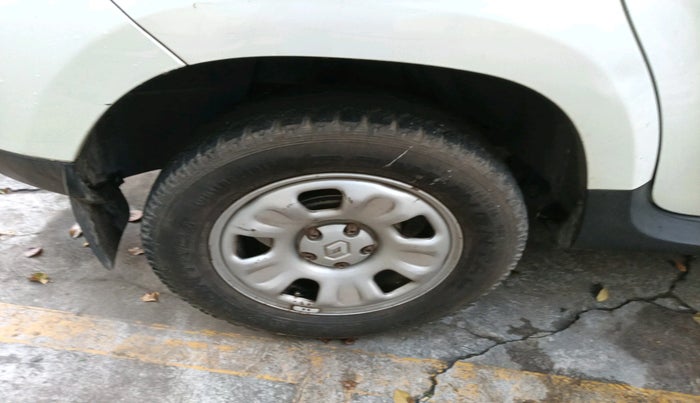 2015 Renault Duster 85 PS RXL DIESEL, Diesel, Manual, 1,01,175 km, tyre