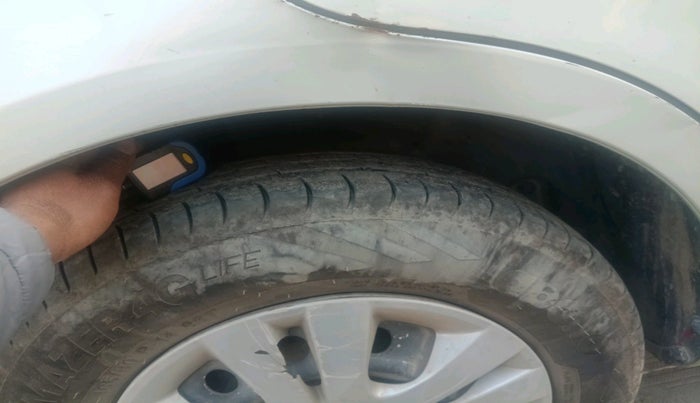 2017 Maruti Swift Dzire LDI, Diesel, Manual, 72,844 km, tyre