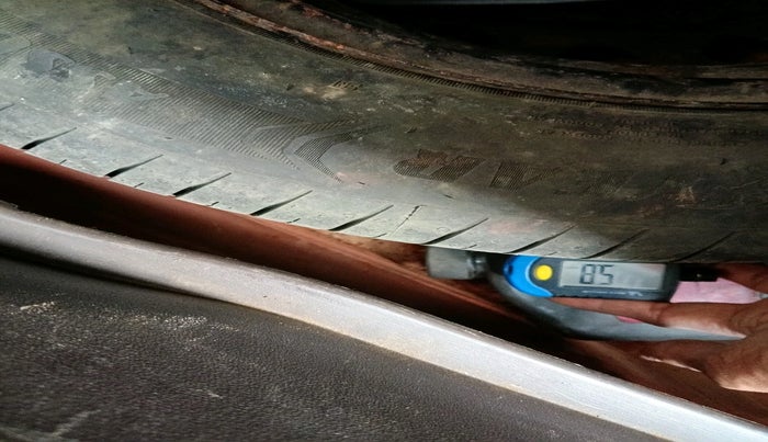 2012 Hyundai i20 SPORTZ 1.2, Petrol, Manual, 89,397 km, tyre