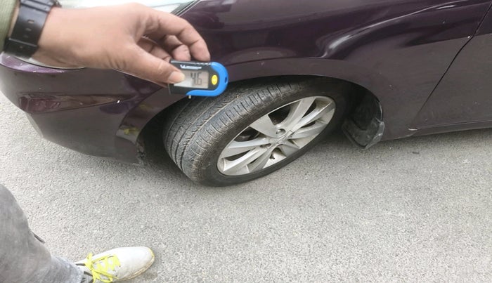 2013 Hyundai Verna FLUIDIC 1.6 CRDI SX, Diesel, Manual, 90,457 km, tyre