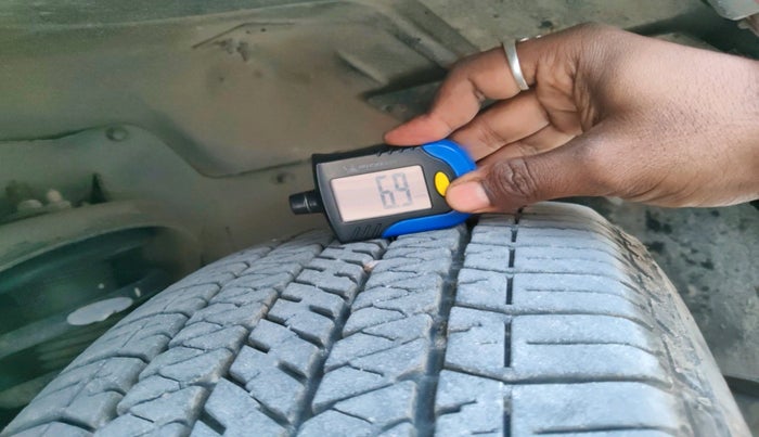 2016 Mahindra Scorpio S10 2WD INTELLI-HYBRID, Diesel, Manual, 1,55,303 km, tyre