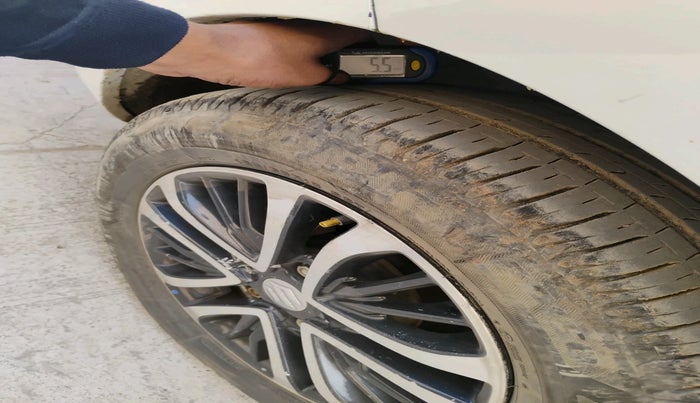 2022 Maruti Ertiga VXI SHVS, Petrol, Manual, 46,862 km, tyre