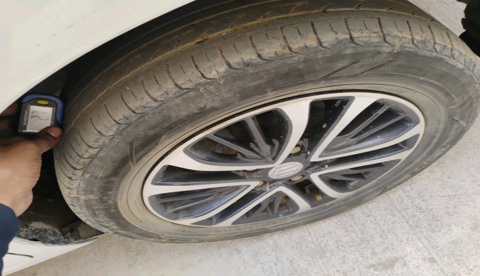 2022 Maruti Ertiga VXI SHVS, Petrol, Manual, 46,862 km, tyre