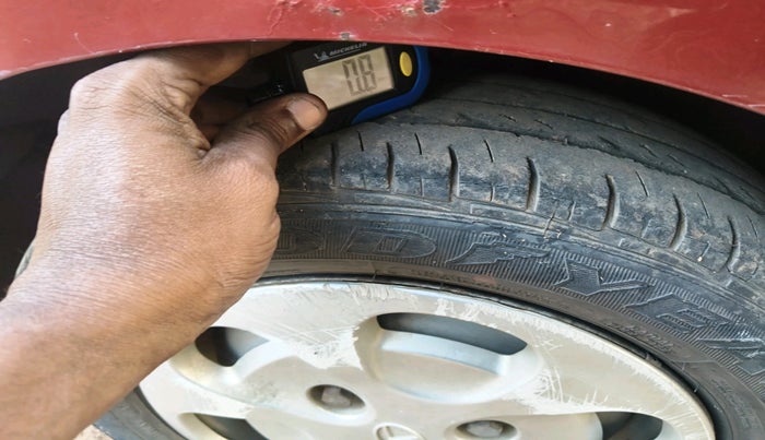 2015 Tata Nano TWIST XT, Petrol, Manual, 65,124 km, tyre