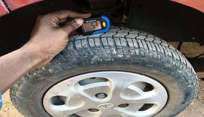 2015 Tata Nano TWIST XT, Petrol, Manual, 65,124 km, tyre