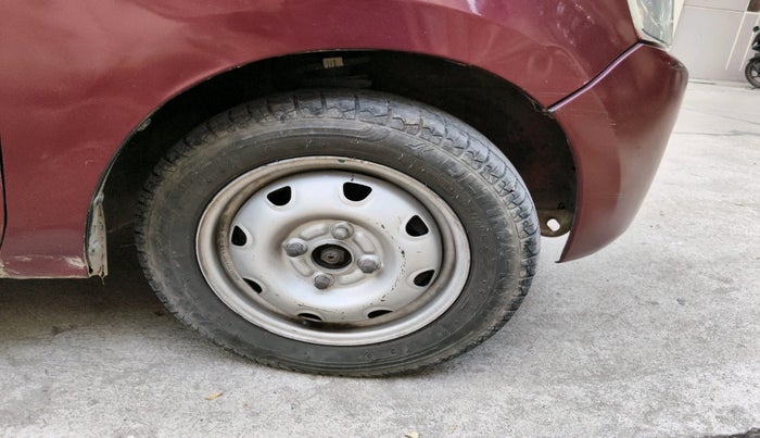 2010 Maruti Wagon R Duo DUO LXI LPG, Petrol, Manual, 1,04,852 km, tyre