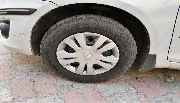 2013 Maruti Swift Dzire VDI, Diesel, Manual, 1,75,139 km, tyre