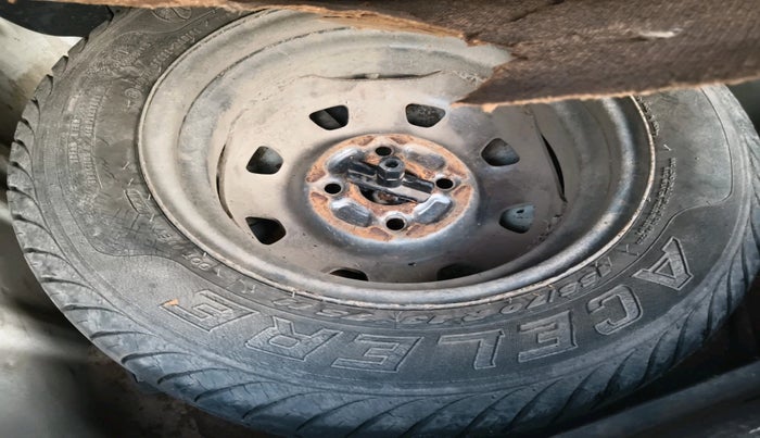 2011 Hyundai Santro Xing GL PLUS, Petrol, Manual, 62,602 km, tyre