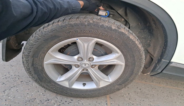 2019 Tata Harrier XZ 2.0L, Diesel, Manual, 1,00,566 km, tyre