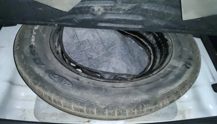 2020 KIA SELTOS HTE 1.5 DIESEL, Diesel, Manual, 82,417 km, tyre