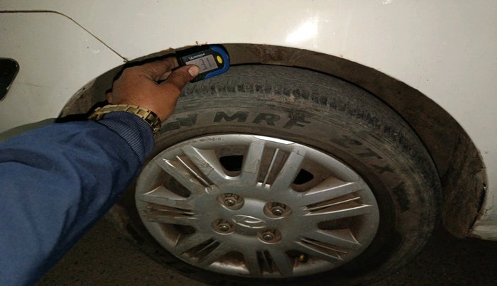 2012 Hyundai Santro Xing GL PLUS, Petrol, Manual, 1,29,778 km, tyre