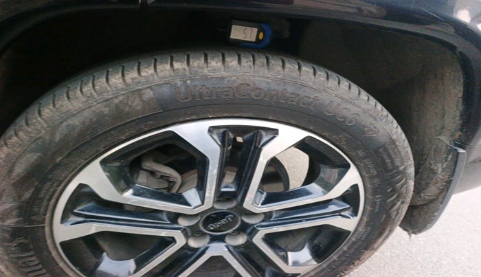 2021 Jeep Compass MODEL S (O) 1.4 PETROL DCT, Petrol, Automatic, 99,213 km, tyre