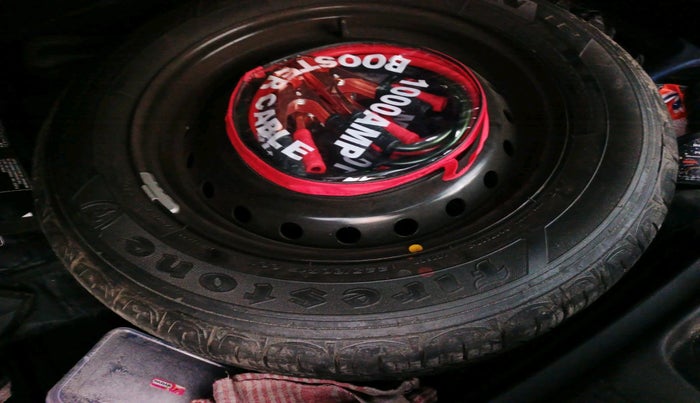 2021 Jeep Compass MODEL S (O) 1.4 PETROL DCT, Petrol, Automatic, 99,213 km, tyre