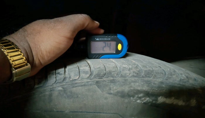 2014 Nissan Terrano XL (P), Petrol, Manual, 84,905 km, tyre