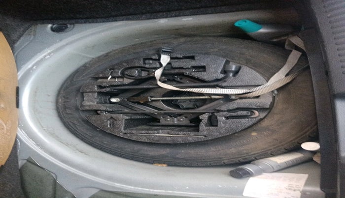 2015 Volkswagen Polo GT TSI AT, Petrol, Automatic, 44,948 km, tyre