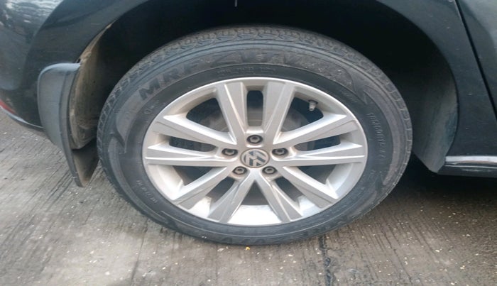 2015 Volkswagen Polo GT TSI AT, Petrol, Automatic, 44,948 km, tyre