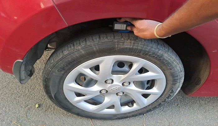 2017 Hyundai Grand i10 SPORTZ (O) 1.2 KAPPA VTVT, Petrol, Manual, 35,216 km, tyre