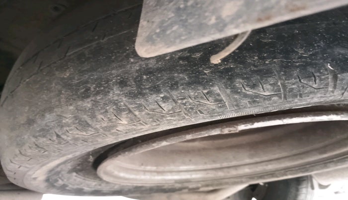 2012 Mahindra XUV500 W8, Diesel, Manual, 1,03,024 km, tyre