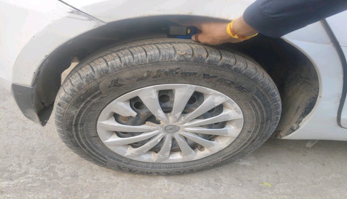 2015 Maruti Swift VDI, Diesel, Manual, 1,27,860 km, tyre