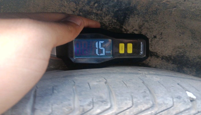 2011 Maruti Wagon R 1.0 VXI, Petrol, Manual, 1,18,951 km, tyre