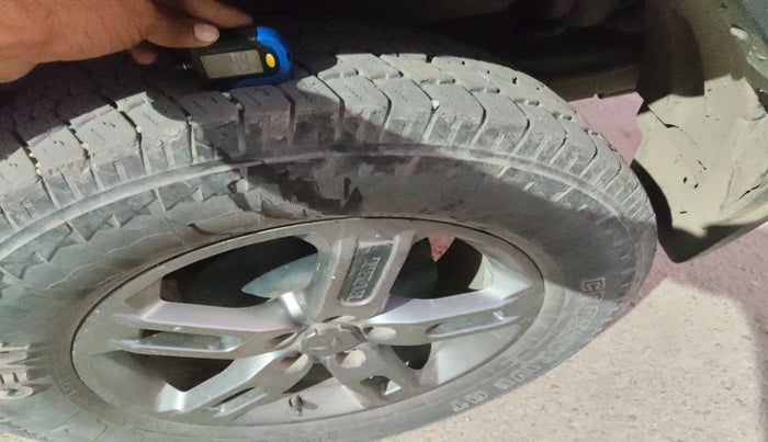 2022 Mahindra Thar LX D AT 4WD HT, Diesel, Automatic, 27,473 km, tyre