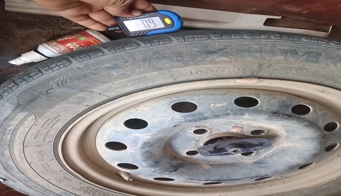 2018 Maruti Dzire VXI, Petrol, Manual, 89,762 km, tyre