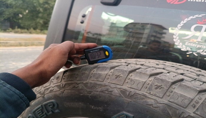 2024 Mahindra Thar LX HARD TOP 4WD MT, Diesel, Manual, 34,561 km, tyre