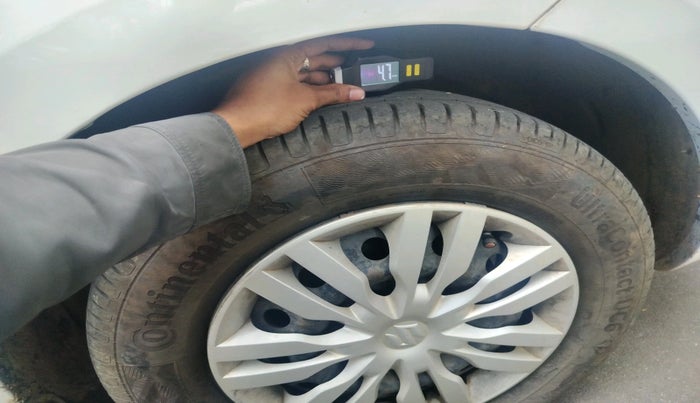 2018 Maruti Dzire VXI, Petrol, Manual, 79,509 km, tyre