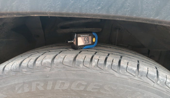 2018 Maruti Vitara Brezza ZDI, Diesel, Manual, 1,80,794 km, tyre