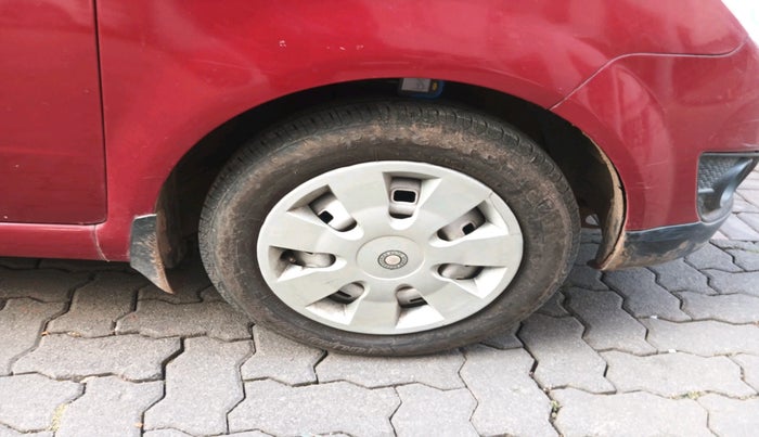 2014 Chevrolet Spark LS 1.0, Petrol, Manual, 32,196 km, tyre