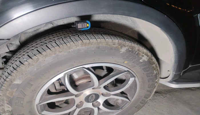 2018 Mahindra XUV500 W7, Diesel, Manual, 48,322 km, tyre