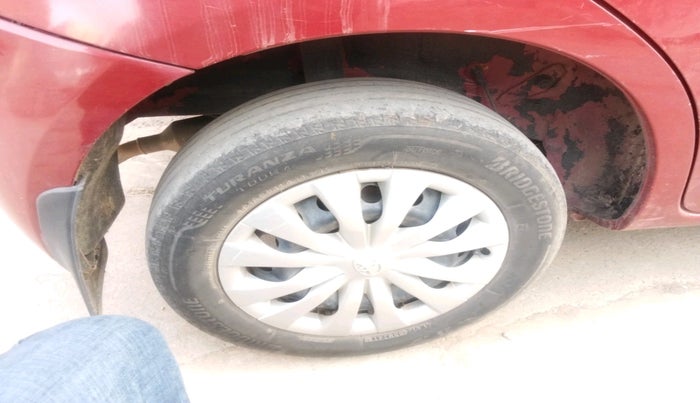 2011 Toyota Etios Liva G, Petrol, Manual, 93,654 km, tyre