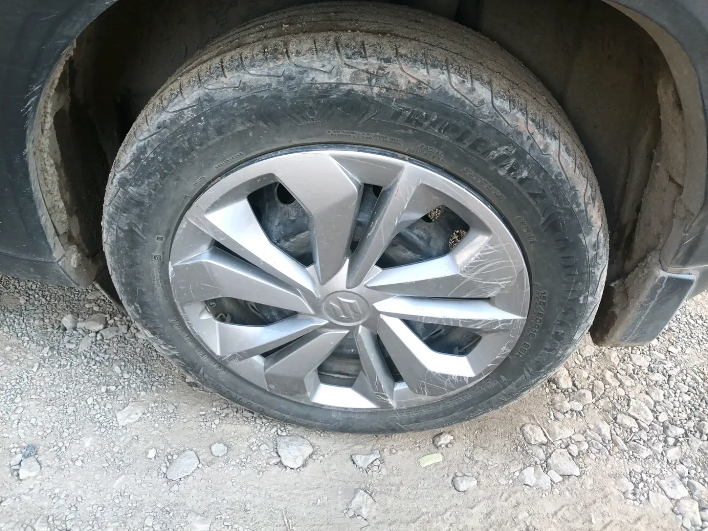 2023 Maruti FRONX SIGMA 1.2 MT, CNG, Manual, 90,476 km, tyre