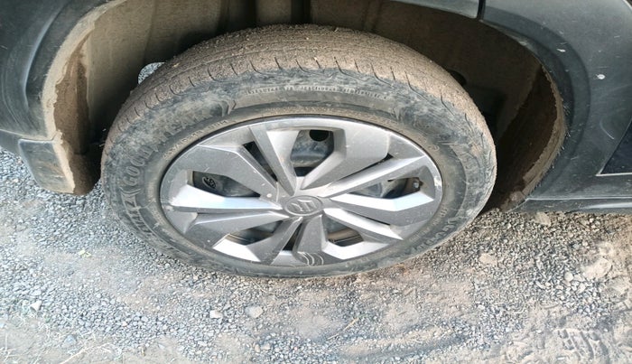 2023 Maruti FRONX SIGMA 1.2 MT, Petrol, Manual, 90,476 km, tyre