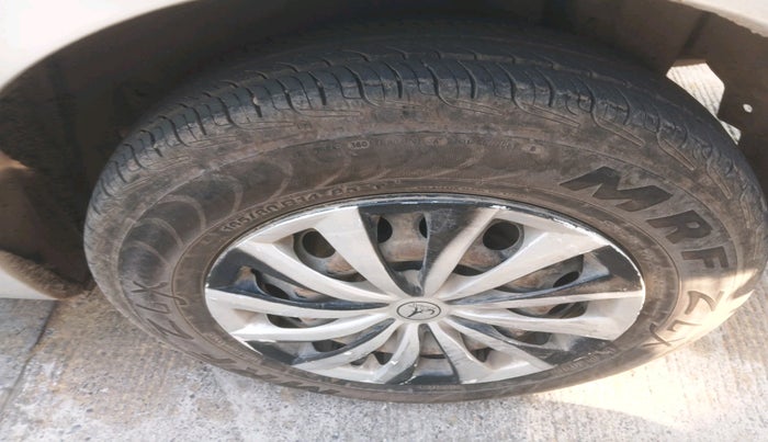 2016 Maruti Swift Dzire VDI, Diesel, Manual, 1,85,848 km, tyre