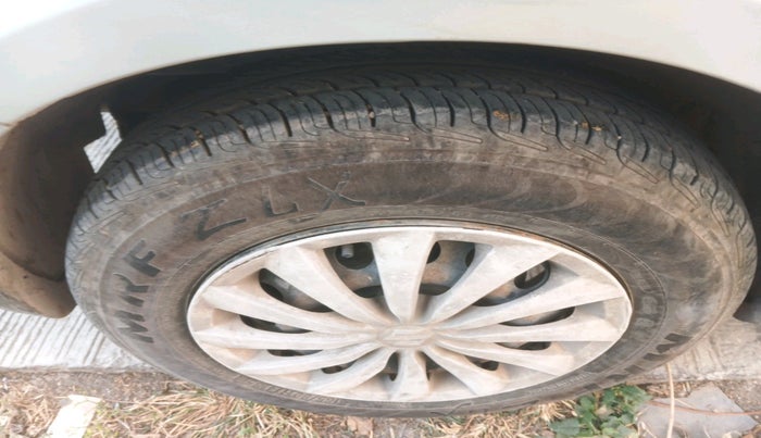 2016 Maruti Swift Dzire VDI, Diesel, Manual, 1,85,848 km, tyre