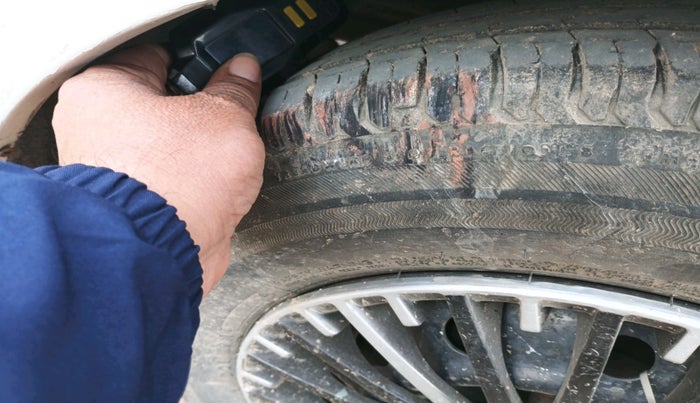 2019 Maruti Swift LXI, Petrol, Manual, 88,246 km, tyre