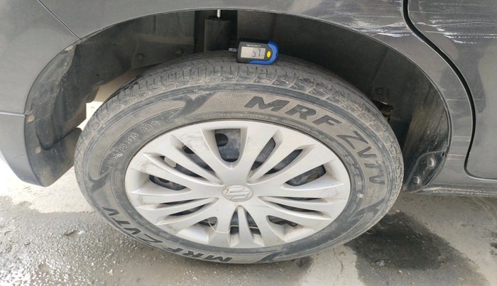 2015 Maruti Ertiga VXI, Petrol, Manual, 46,839 km, tyre