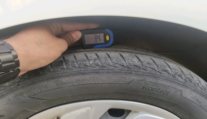 2019 Hyundai NEW SANTRO SPORTZ MT, Petrol, Manual, 71,842 km, tyre