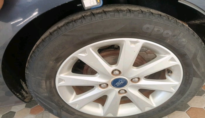 2011 Ford Fiesta TREND DIESEL, Diesel, Manual, 92,868 km, tyre